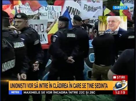 Imagini cu scandalul dinaintea şedinţei de guvern Rom&acirc;nia-Moldova