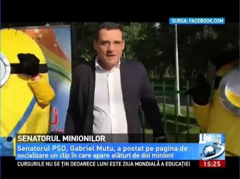 Un senator român îşi face reclamă cu minioni