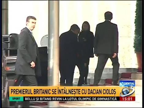 Premierul Cioloş se &icirc;nt&acirc;lneşte cu David Cameron