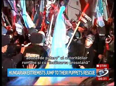 Hungarian extremists jump to their puppet's rescue