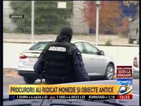 Percheziţii la două galerii de artă din Bucureşti