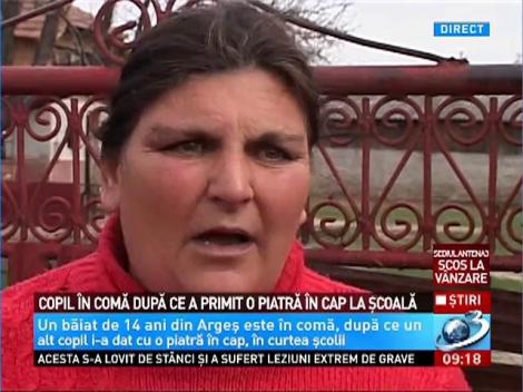 Copil &icirc;n comă după ce a primit o piatră &icirc;n cap la şcoală