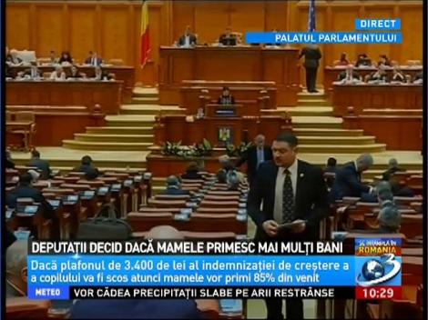 Deputaţii decid dacă mamele primesc mai mulţi bani