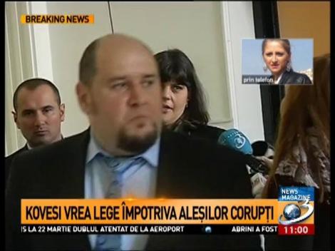 Laura Codruța Kovesi: Ar trebui o lege care să interzică celor condamnaţi definitiv să răm&acirc;nă &icirc;n funcţie