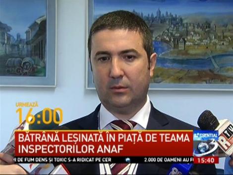 Costul uniformelor făcute de Botezatu, mare secret la Tarom