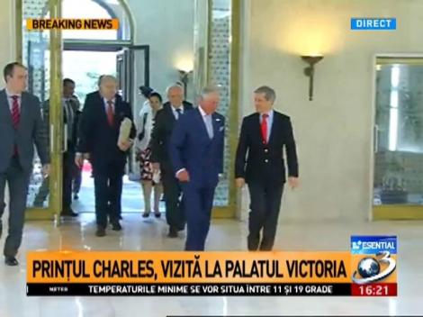 Prințul Charles a ajuns la Palatul Victoria