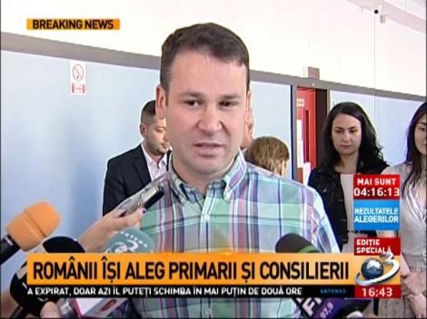 Cristian Buşoi şi Robert Negoiţă au ieşit să voteze