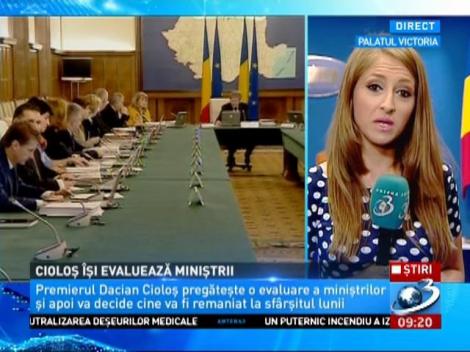 Cioloş &icirc;şi evaluează miniştrii