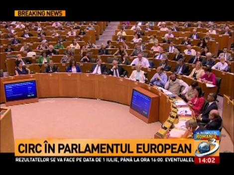 Arhitectul Brexit, sfidător &icirc;n Parlamentul European: Voi nu ați avut niciodată un loc de muncă!