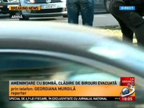 Amenințare cu bombă în București. O clădire de birouri a fost evacuată