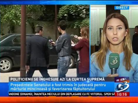 Politicienii se &icirc;nghesuie azi la Curtea Supremă