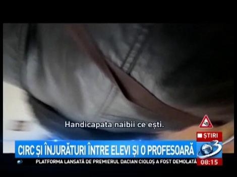 Circ într-o sală de cursuri din judeţul Dâmboviţa. Înjurături între elevi și o profesoară