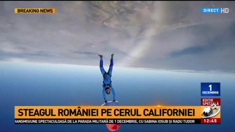 Americanii au ridicat capul și au privit cum steagul românesc cade din cer, de la 5.500 de metri! (VIDEO)