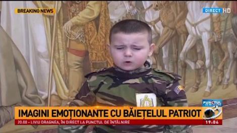 Imagini emoționante cu Adrian, micuțul cu inima cât România. Ministrul Apărării Naționale i-a oferit gradul onorific de soldat al Armatei Române