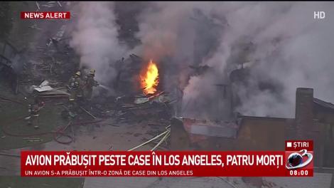 Un avion s-a prăbușit &icirc;ntr-un cartier rezidențial &icirc;n apropiere de Los Angeles