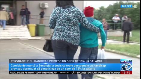 Persoanele cu handicap grav sau accentuat primesc un spor de 15 procente la salariu