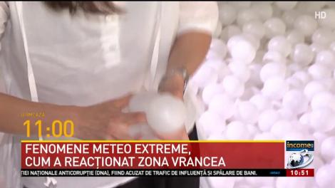 Piscina urbană, loc de joacă pentru adulți