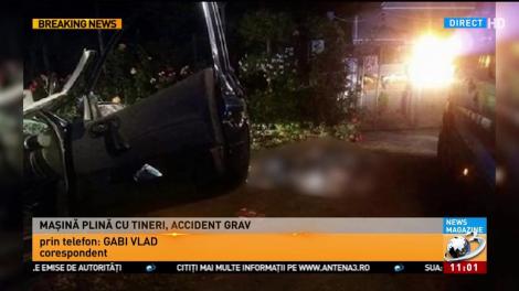 Accident grav, duminică dimineață. Un adolescent de 15 ani a murit şi alţi trei tineri au fost răniţi