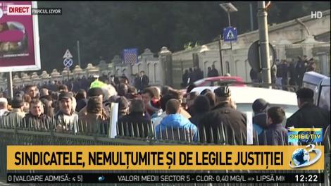 Proteste la Palatul Parlamentului