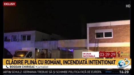 Cladire plina cu romani, incendiata intentionat