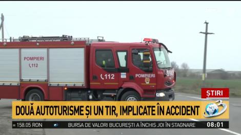 Carambol pe A1, la intrarea &icirc;n București. Trei persoane au ajuns la spital