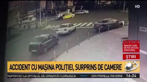 Accidentul politistilor, surprins de camera