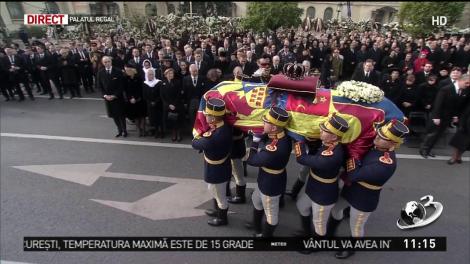Uluitor. Reacție neașteptată a oamenilor prezenți la funeraliile Regelui Mihai! Oaspeții din străinătate au rămas surprinși