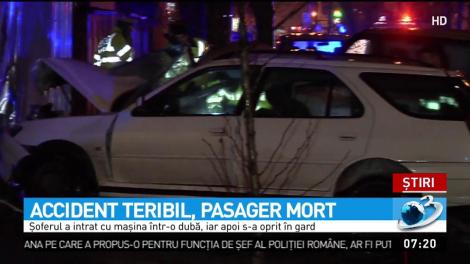 Accident teribil &icirc;n Capitală. Un pasager a murit