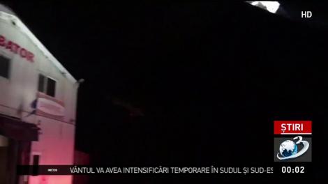 Incendiu puternic la un abator din Prahova. &Icirc;n apropiere se află rezervoare cu motorină