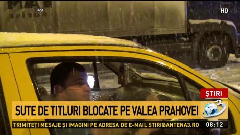 Un autobuz cu 18 pasageri s-a răsturnat, din cauza ninsorii