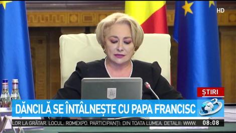 Viorica Dăncilă se întâlneşte cu Papa Francisc