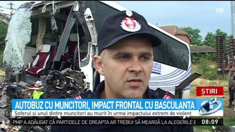 Doi oameni au murit pe o şosea din Arad. Alţi doi sunt &icirc;n stare gravă la spital