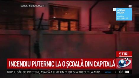 Incendiu puternic la o școală din Capitală