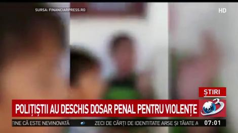 Copil batjocorit &icirc;n Argeș. A fost pus să măn&acirc;ce frunze și melci