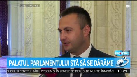 Palatul Parlamentului stă să se dărm&acirc;ne