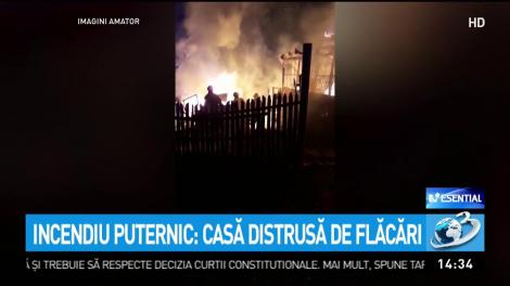 Incendiu puternic &icirc;n judeţul D&acirc;mboviţa.
