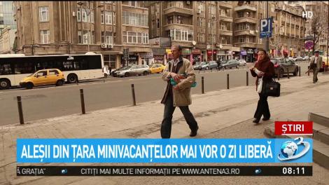 Politicienii din ţara minivacanţelor mai vor o zi liberă