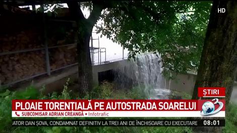 Imagini apocaliptice cu vremea din România! Meteorologii se așteaptă la ce e mai rău: Ploaie torenţială pe Autostrada Soarelui, vizibilitate zero