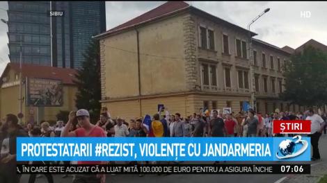 Mii de rom&acirc;ni au protestat la Bucureşti, dar şi &icirc;n alte oraşe din ţară