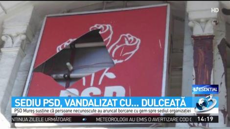 Sediul PSD Mureş, vandalizat cu dulceaţă