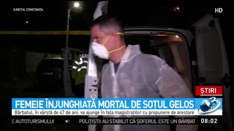 Femeie &icirc;njunghiată mortal de soţul gelos