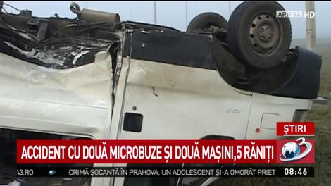 Accident cu două microbuze şi două maşini pe DN2. Cinci oameni au fost răniţi