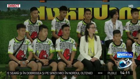 Imagini din Thailanda cu cei 12 copii salvaţi din peşteră