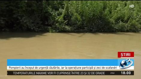 Căutări disperate &icirc;n cazul unui copil de cinci ani luat de ape. Mărturiile emoționante ale tatălui acestuia