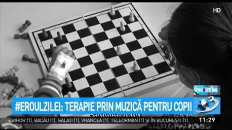 Oana M&icirc;ndruţ, președinta asociației care aduce terapie prin muzică pentru copii