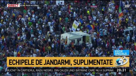 10.000 de persoane sunt la mitingul din Piața Victoriei. Echipele de jandarmi au fost suplimentate