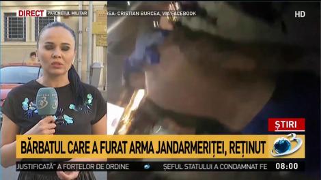 Bărbatul care ar fi furat arma jandarmeriţei a fost reţinut. Pistolul nu a fost găsit