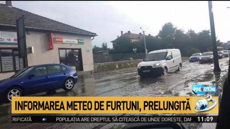Ploile torențiale fac din nou ravagii! Zeci de case și străzi au fost inundate
