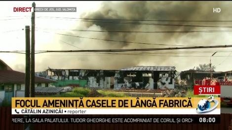Incendiu puternic la o fabrică din judeţul Ialomiţa