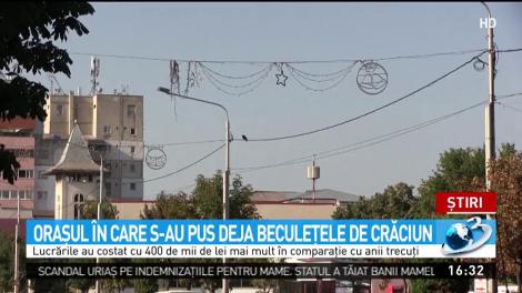 Vara faci sanie! Oraşul din România în care s-au pus deja beculeţele de Crăciun